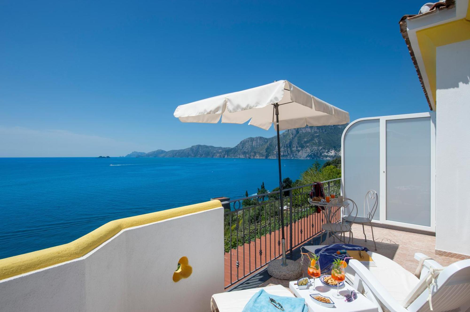 Ferienwohnung Casa Olga, Un Affaccio Sul Mare !! Praiano Exterior foto