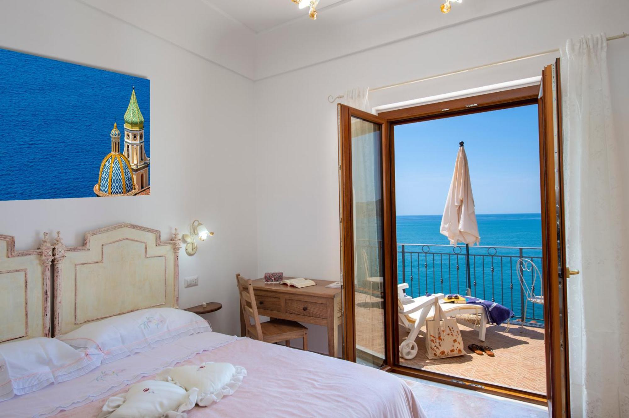 Ferienwohnung Casa Olga, Un Affaccio Sul Mare !! Praiano Exterior foto