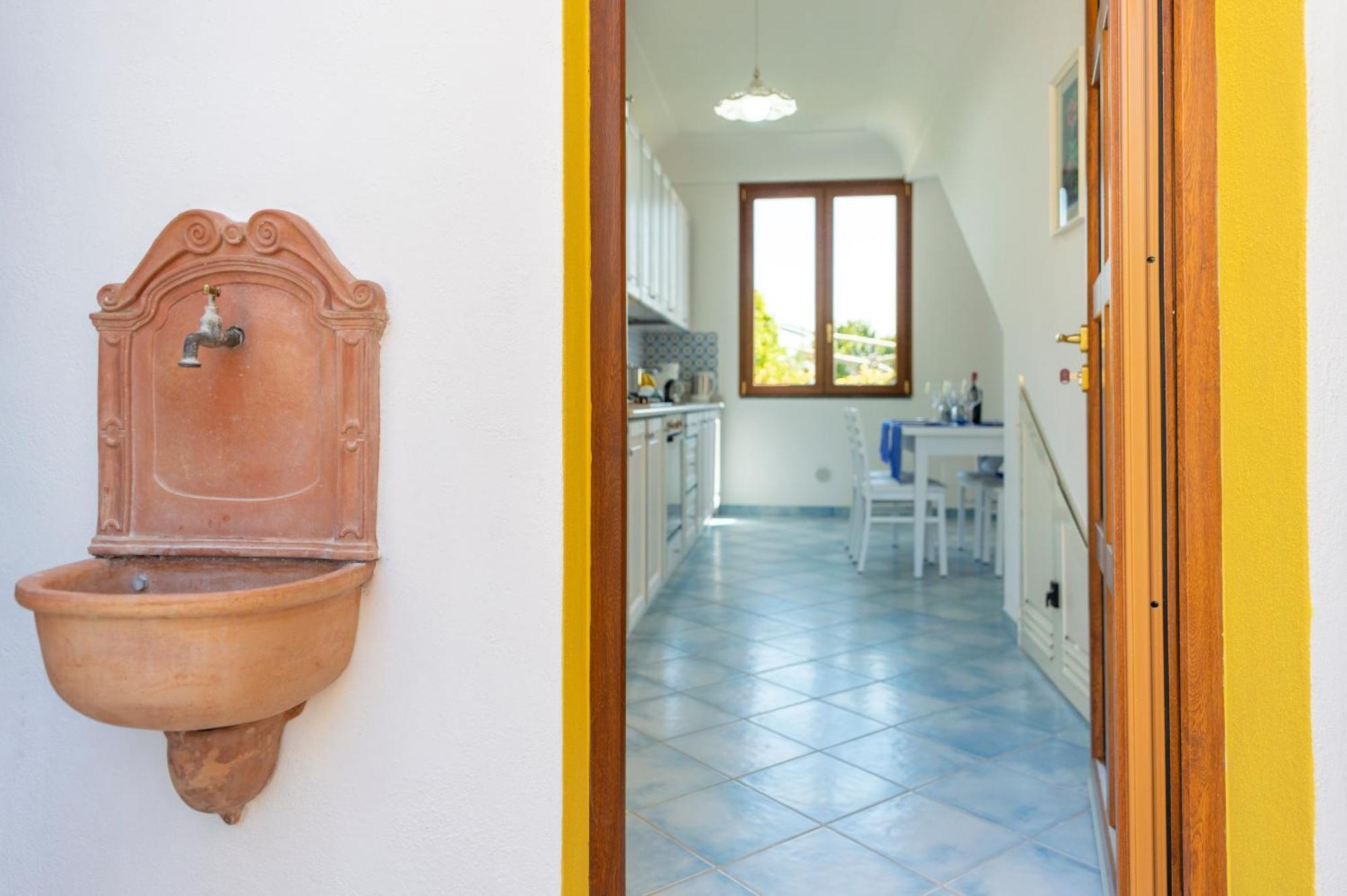 Ferienwohnung Casa Olga, Un Affaccio Sul Mare !! Praiano Exterior foto