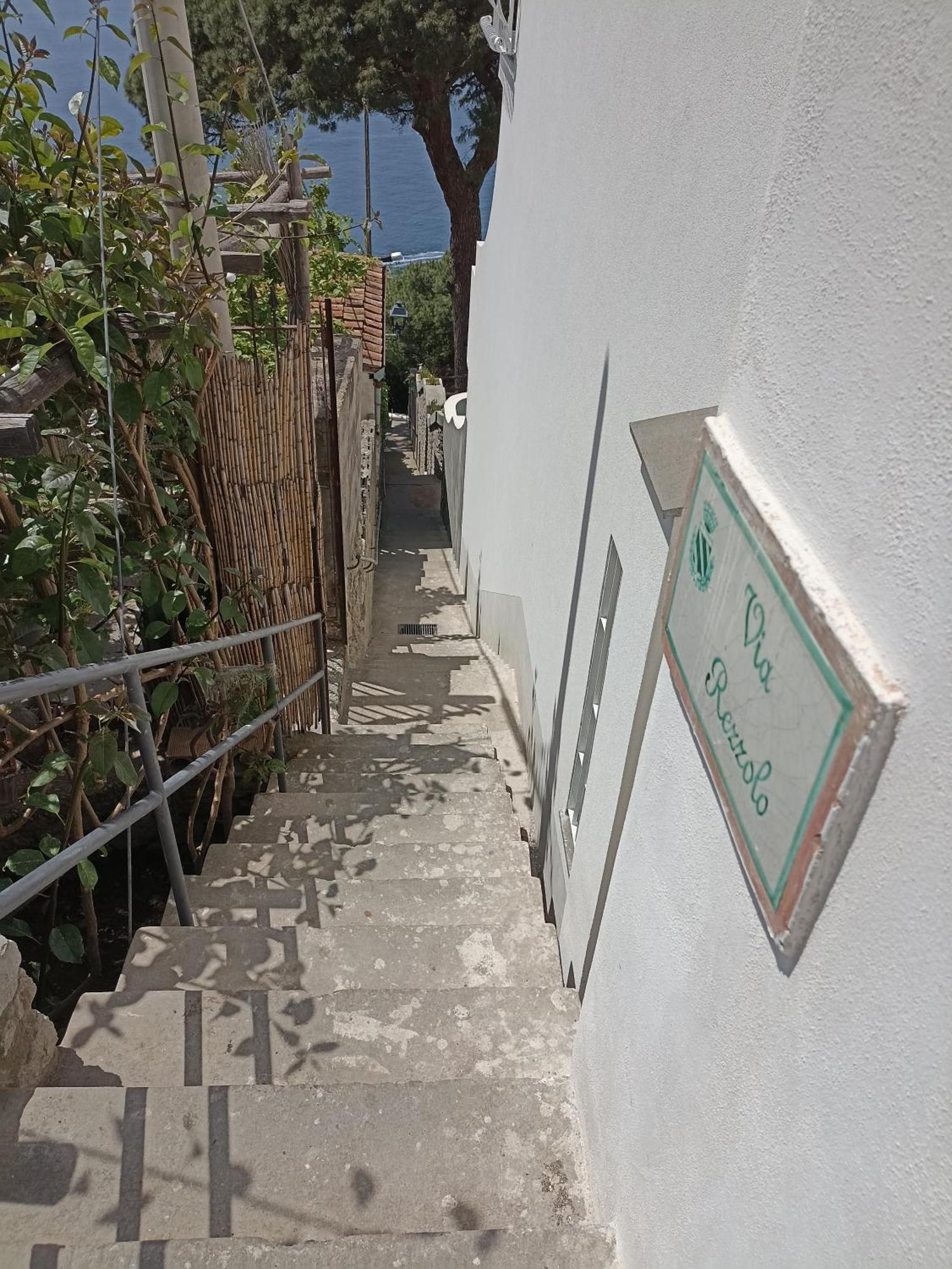 Ferienwohnung Casa Olga, Un Affaccio Sul Mare !! Praiano Exterior foto